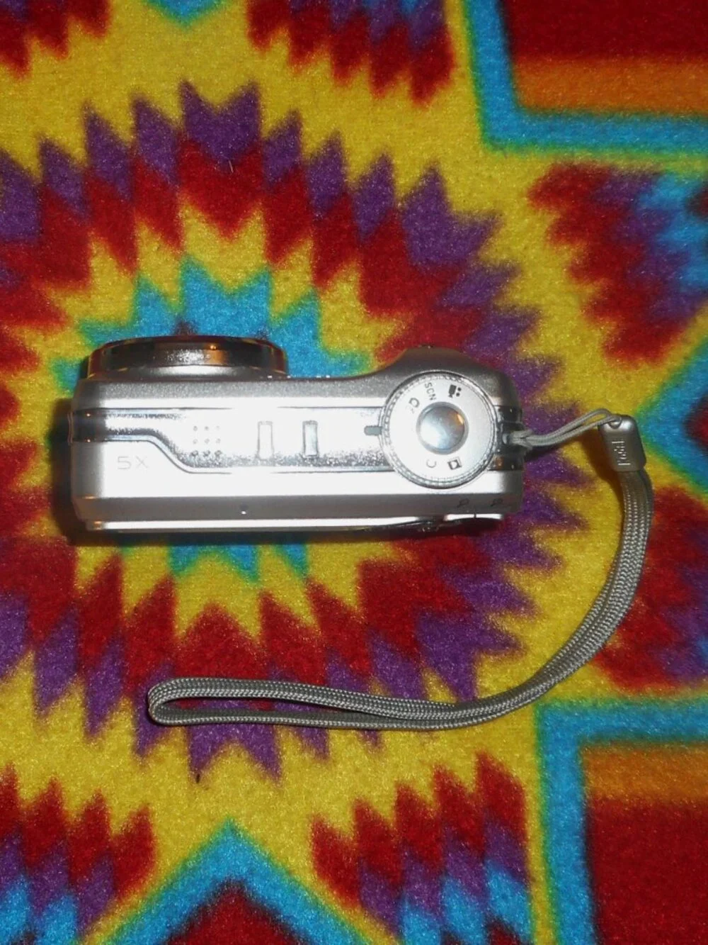 Kodak EasyShare C875 Silver Digital Camera w/Cord, SD Card, and Carry Case